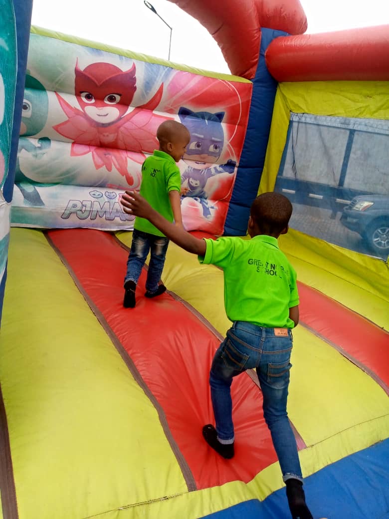 Great Noble School 22